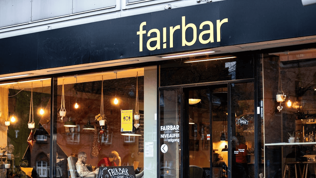 Ydersiden af Fairbar, Aarhus