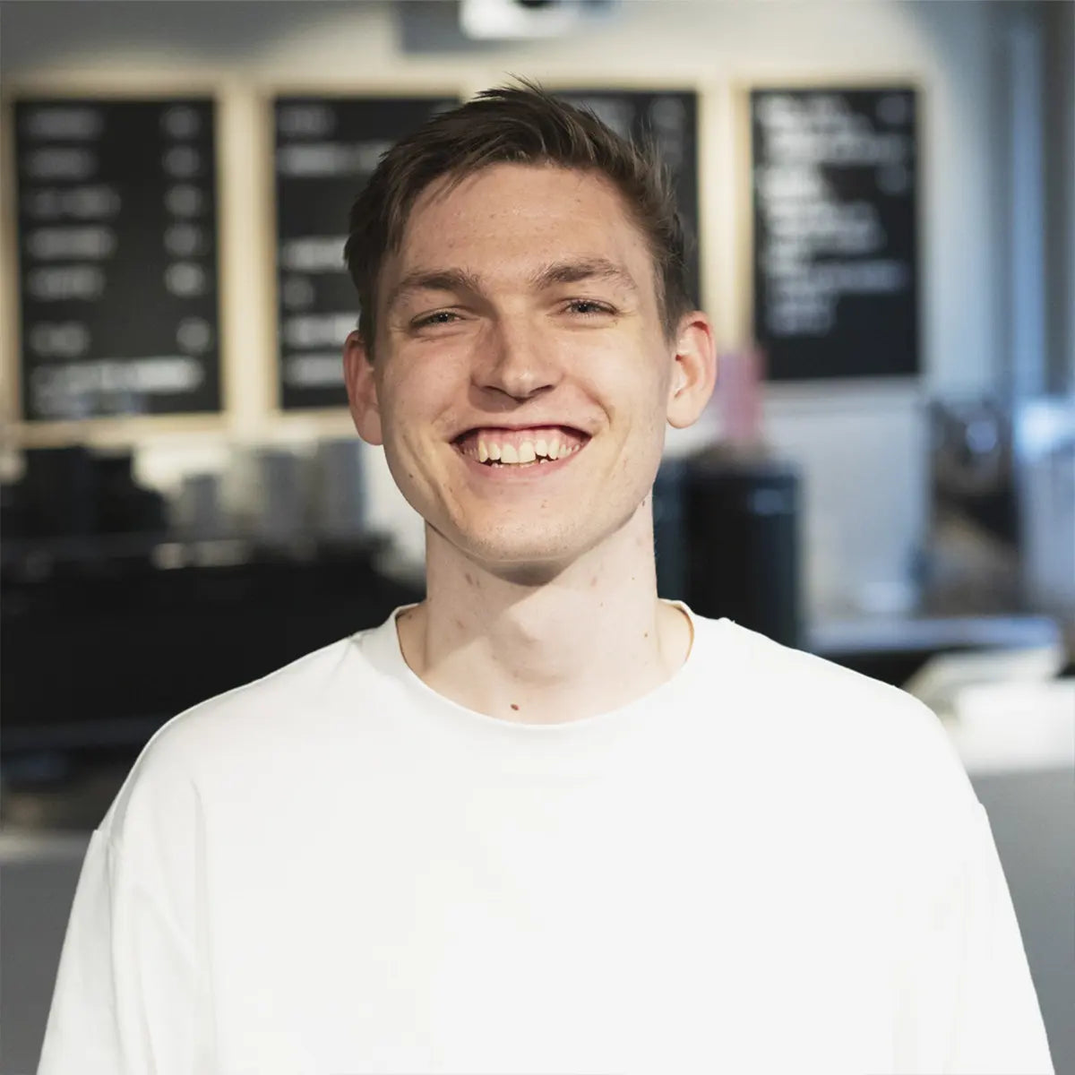 Sebastian, risteassistent og barista 